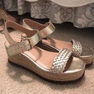 Steve Madden Platform sandals